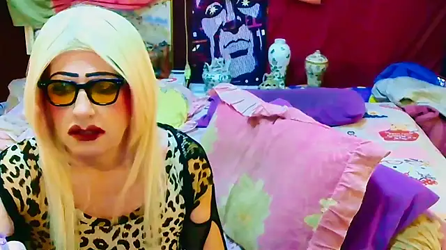 horni4luv online show from 12/16/25, 09:52