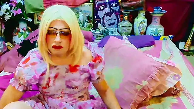 horni4luv online show from 11/29/25, 10:32