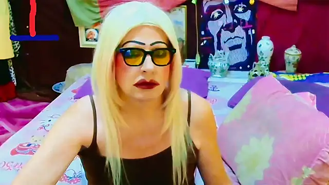 horni4luv online show from 12/22/25, 11:38