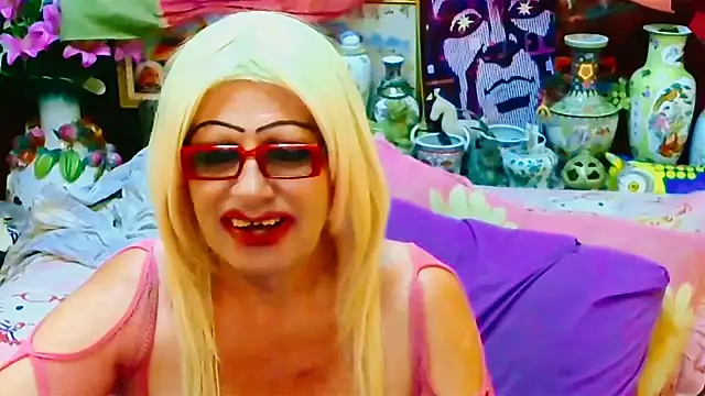 Snapshot of horni4luv chatting on 10/21/25, 04:45 horni4luv online show from 10/21/25, 04:45