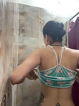 Chuchii05 online show from 11/05/25, 03:15