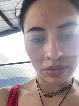 Snapshot of Chuchii05 chatting on 02/16/26, 03:32 Chuchii05 online show from 02/16/26, 03:32