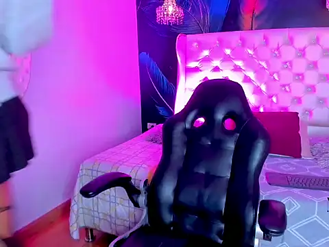 Snapshot of Mika__velvet chatting on 02/02/26, 08:52 Mika velvet online show from 02/02/26, 08:52