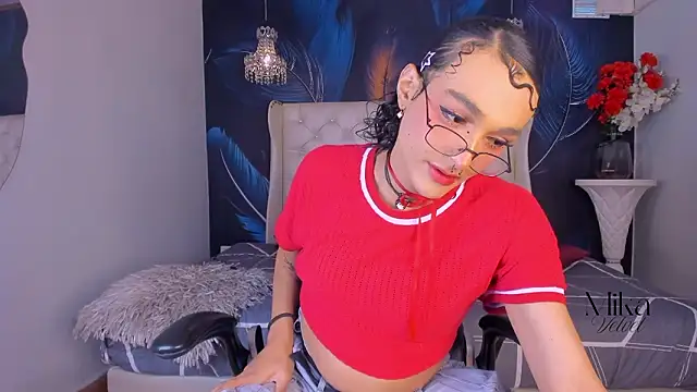 Snapshot of Mika__velvet chatting on 02/17/26, 09:12 Mika velvet online show from 02/17/26, 09:12