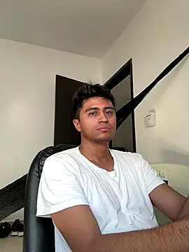 VERGALARGA120 online show from 12/14/25, 05:40