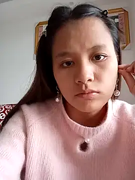 Snapshot of love-xx chatting on 10/27/25, 06:14 love-xx online show from 10/27/25, 06:14