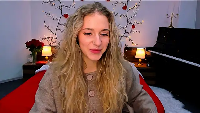 sassy cutie online show from 10/25/25, 08:09