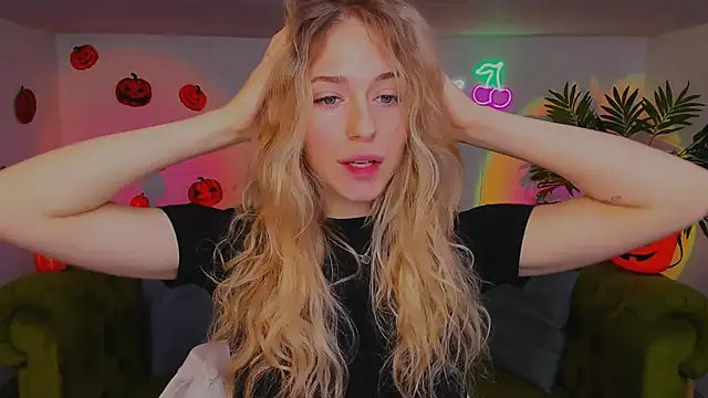 sassy cutie online show from 11/04/25, 06:06