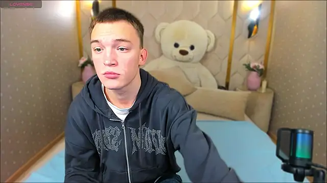 Derek Banville online show from 10/30/25, 12:14