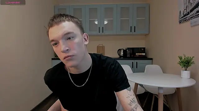 Derek Banville online show from 11/13/25, 07:18