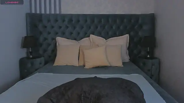 Derek Banville online show from 11/19/25, 12:38