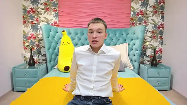 Derek Banville online show from 10/31/25, 12:57