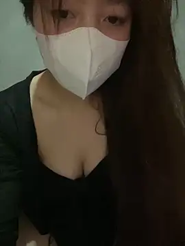 Snapshot of kitty-20x chatting on 05/15/26, 03:32 kitty-20x online show from 05/15/26, 03:32