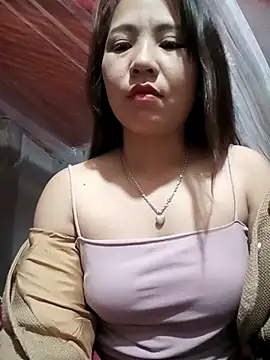 -Lanaa- online show from 12/17/25, 09:20