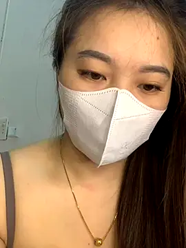 helo-kitty online show from 11/26/25, 02:50