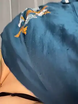 helo-kitty online show from 11/19/25, 01:22