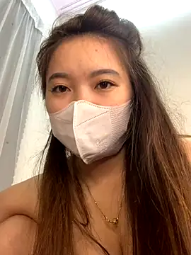 helo-kitty online show from 11/18/25, 03:15