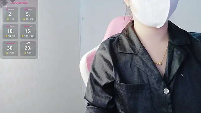 helo-kitty online show from 12/21/25, 01:46