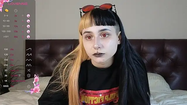  JustCass  online show from 11/28/25, 04:45