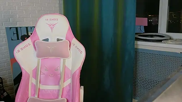  JustCass  online show from 11/21/25, 11:04