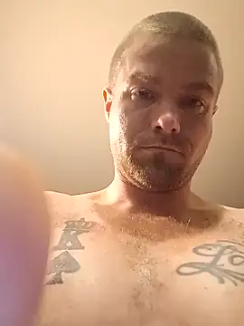 DadDDick925 online show from 10/27/25, 02:29