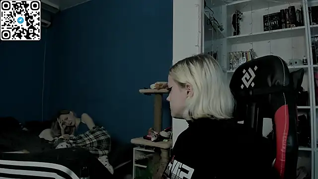 Holy Mistress S online show from 12/20/25, 10:29