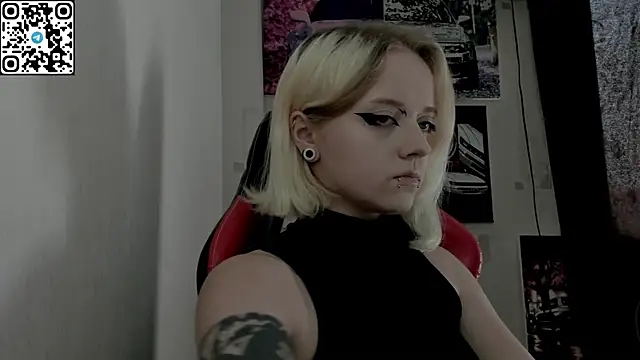 Holy Mistress S online show from 07/18/26, 10:13