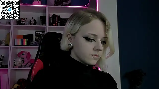 Holy Mistress S online show from 03/06/26, 10:21