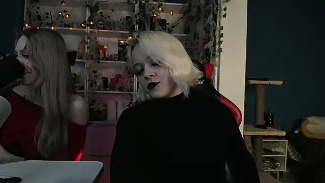 Holy Mistress S online show from 10/31/25, 10:45