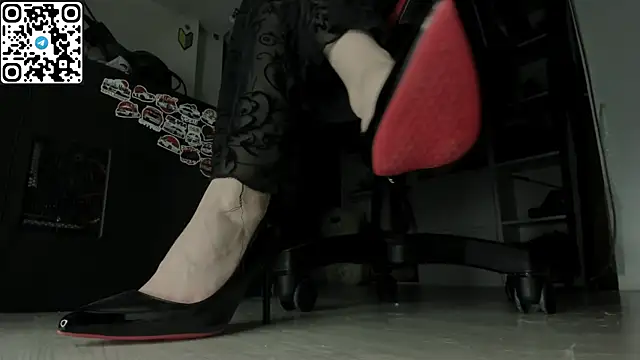 Holy Mistress S online show from 05/28/26, 11:16