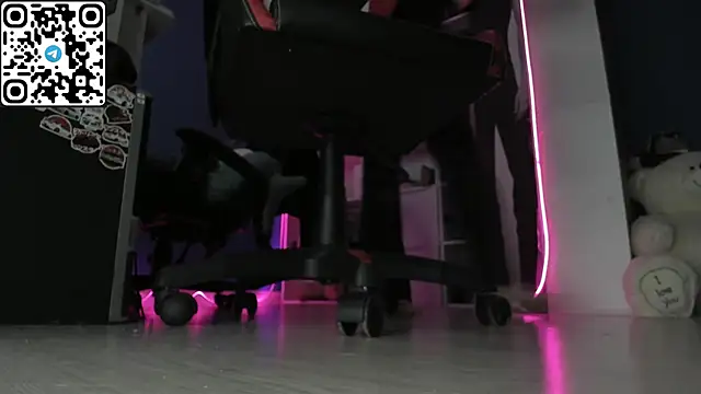 Holy Mistress S online show from 03/27/26, 09:54