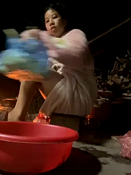 ninixinh online show from 10/22/25, 10:08