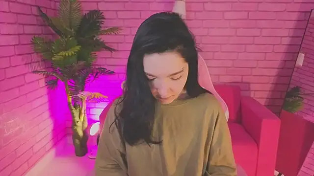 Linda Sweetiest online show from 12/19/25, 12:47