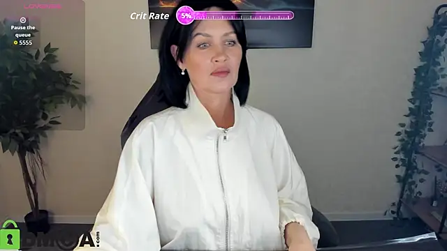 Sara Devills online show from 05/31/26, 06:19
