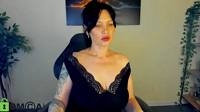 Sara Devills online show from 05/02/26, 01:00