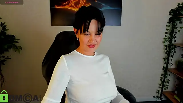 Sara Devills online show from 04/02/26, 10:00