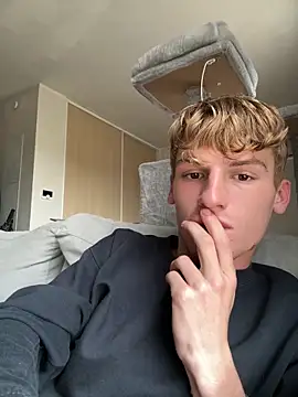 Charlycki online show from 10/27/25, 08:26