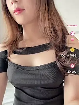 Snapshot of meimei_x chatting on 07/20/26, 06:10 meimei x online show from 07/20/26, 06:10