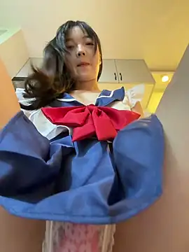 meimei x online show from 11/24/25, 12:16