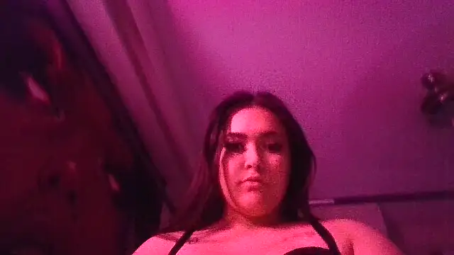 Snapshot of playxrated chatting on 10/21/25, 12:04 playxrated online show from 10/21/25, 12:04