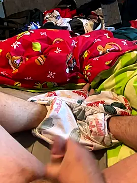 fortheloveofheels74 online show from 11/09/25, 11:58