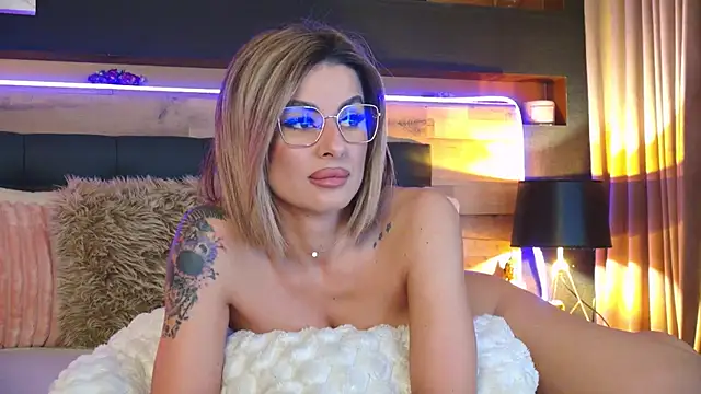 AnayseMaze online show from 02/17/26, 03:04