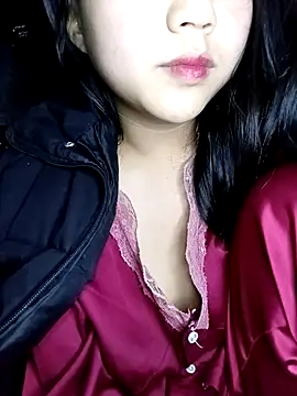 Quynhsumon online show from 02/10/26, 02:49