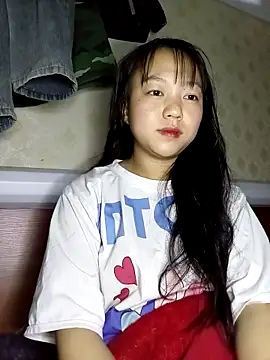 Quynhsumon online show from 02/11/26, 02:50