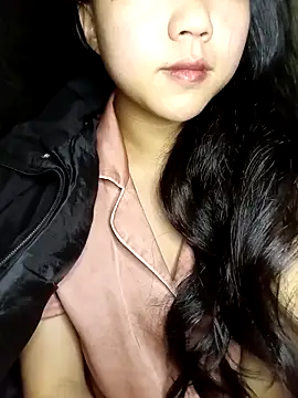 Quynhsumon online show from 02/08/26, 01:25