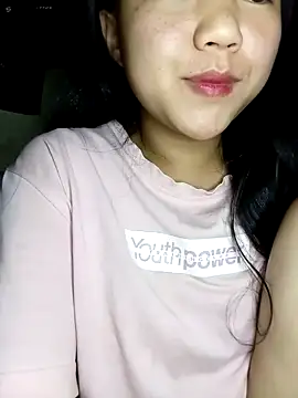 Quynhsumon online show from 03/10/26, 04:00