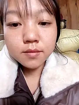 Quynhsumon online show from 03/12/26, 03:45