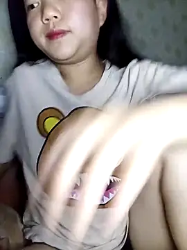 Quynhsumon online show from 02/22/26, 02:52