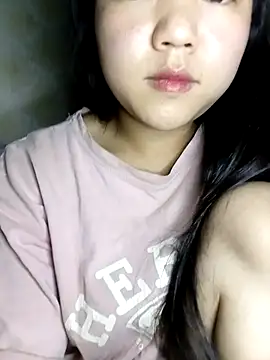 Quynhsumon online show from 02/13/26, 03:12