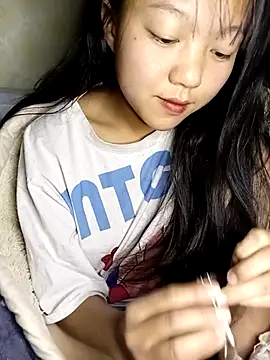 Quynhsumon online show from 01/10/26, 02:45